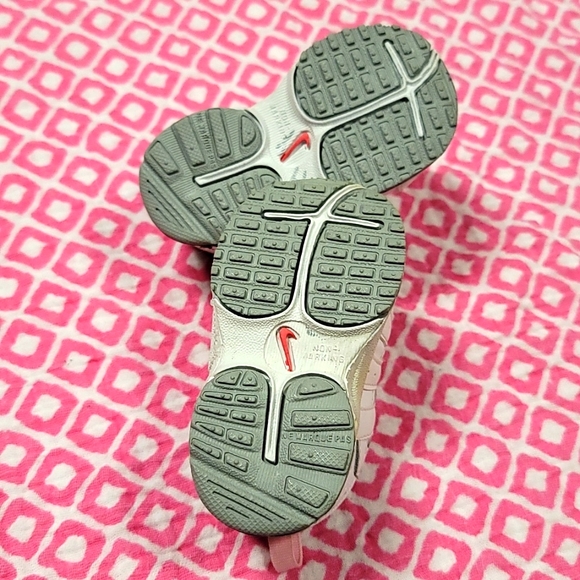 ° SZ 2 • Baby Sneakers ° - Picture 7 of 8